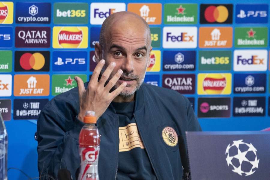 Guardiola falou com os jornalistas sobre as complicações do calendário do futebol europeu 