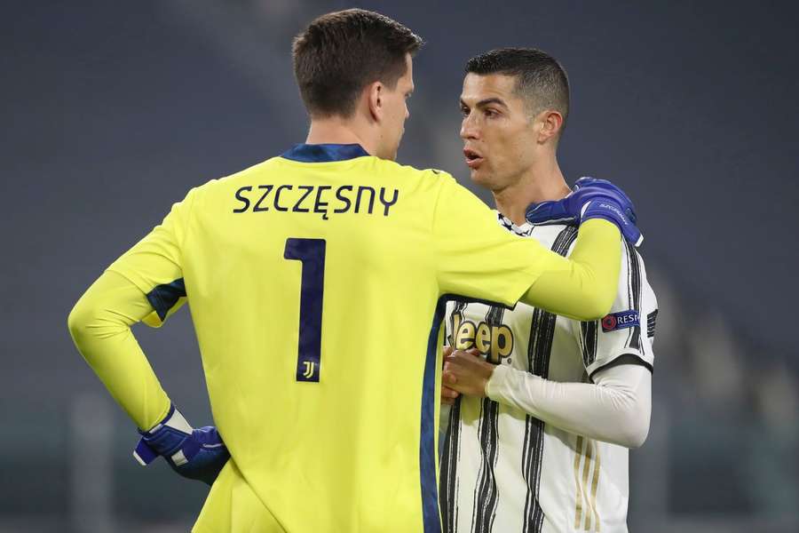 Szczęsny znów zagra z Ronaldo? Gigantyczna oferta dla polskiego bramkarza