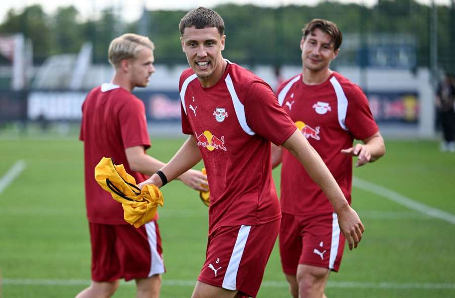 Leipzig hat sich Esteve (M.) viel kosten lassen Leipzig hat sich Esteve (M.) viel kosten lassen