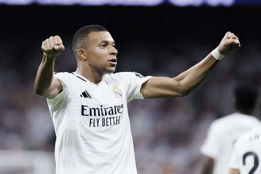 Rodrygo celebrates scoring Real Madrid's third goal