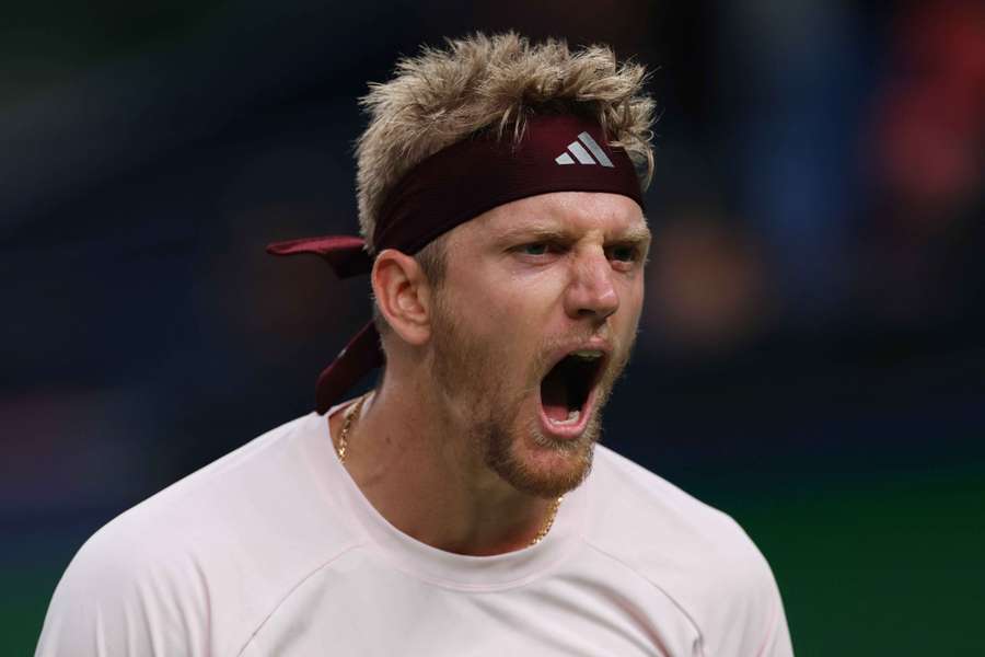 Davidovich celebra su victoria ante Zverev Davidovich celebra su victoria ante Zverev