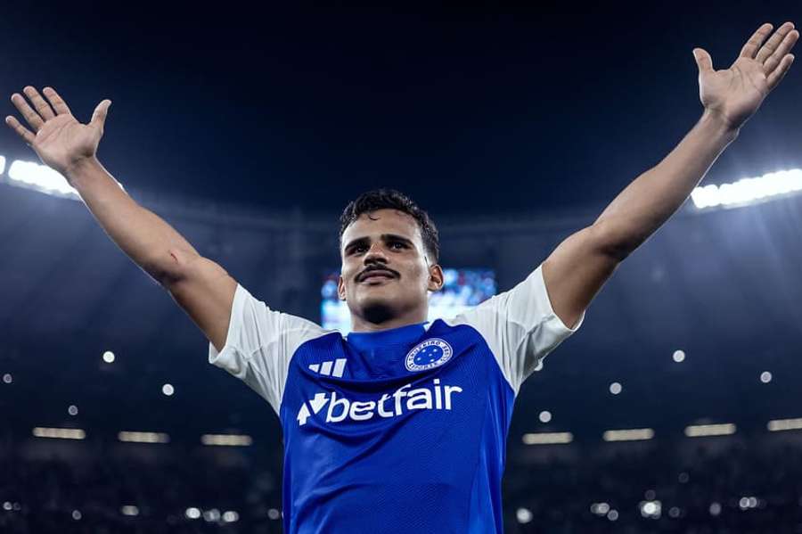 Kaiki trocou Europa por chance de permanecer no radar de Ancelotti