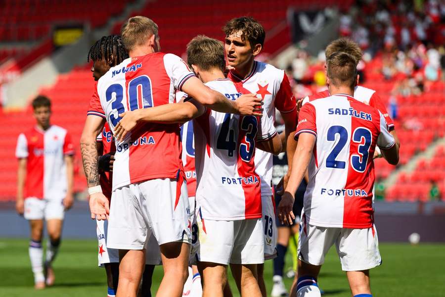 Slavia pokořila obranu Slovácka celkem pětkrát. Slavia pokořila obranu Slovácka celkem pětkrát.