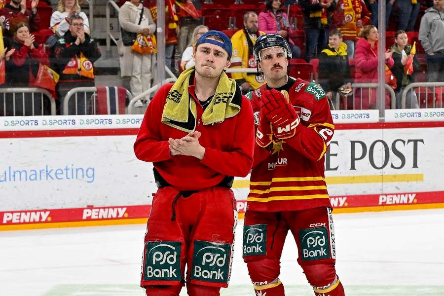 Alexander Blank und Brendan O'Donnell im Trauermodus