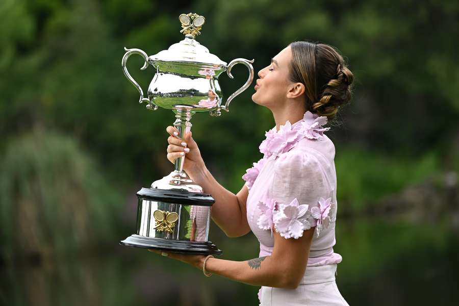 Sabalenka se recrea: "Me gusta posar, especialmente cuando eres campeona"