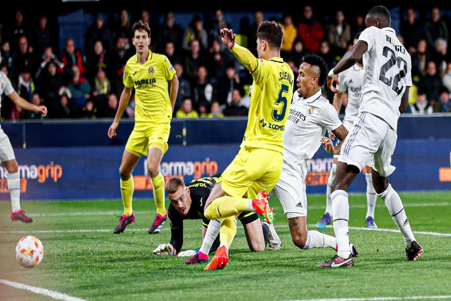 Real Madrid consegue "remontada" na reta final e se garante nas quartas de final da Copa do Rei Real Madrid consegue "remontada" na reta final e se garante nas quartas de final da Copa do Rei