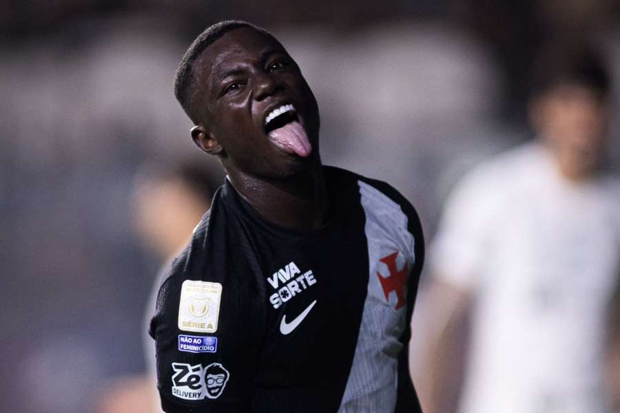 Marino Hinestroza foi o herói de Vasco 3x2 Corinthians Marino Hinestroza foi o herói de Vasco 3x2 Corinthians