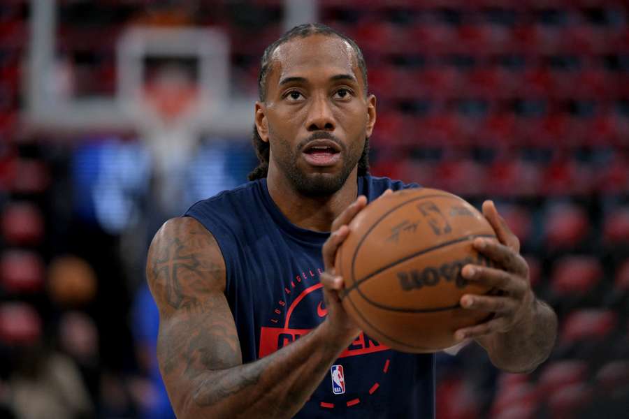 The Toronto Raptors have put their planned trade for Kawhi Leonard on hold The Toronto Raptors have put their planned trade for Kawhi Leonard on hold
