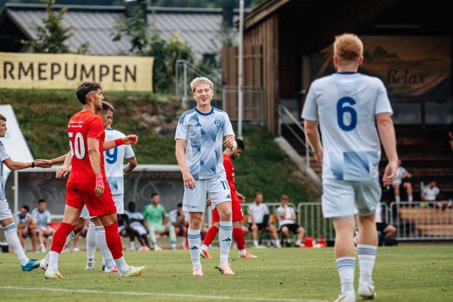 Mikaelsson úřaduje! Dva góly v závěru rozhodly o výhře Sigmy nad exotickým soupeřem