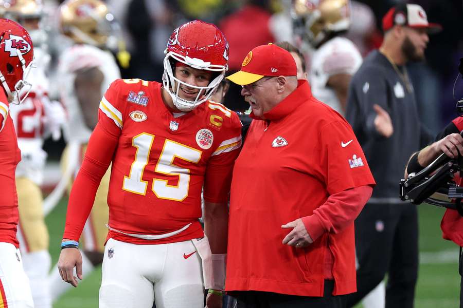 Mahomes en Reid voorafgaand aan de laatste Super Bowl