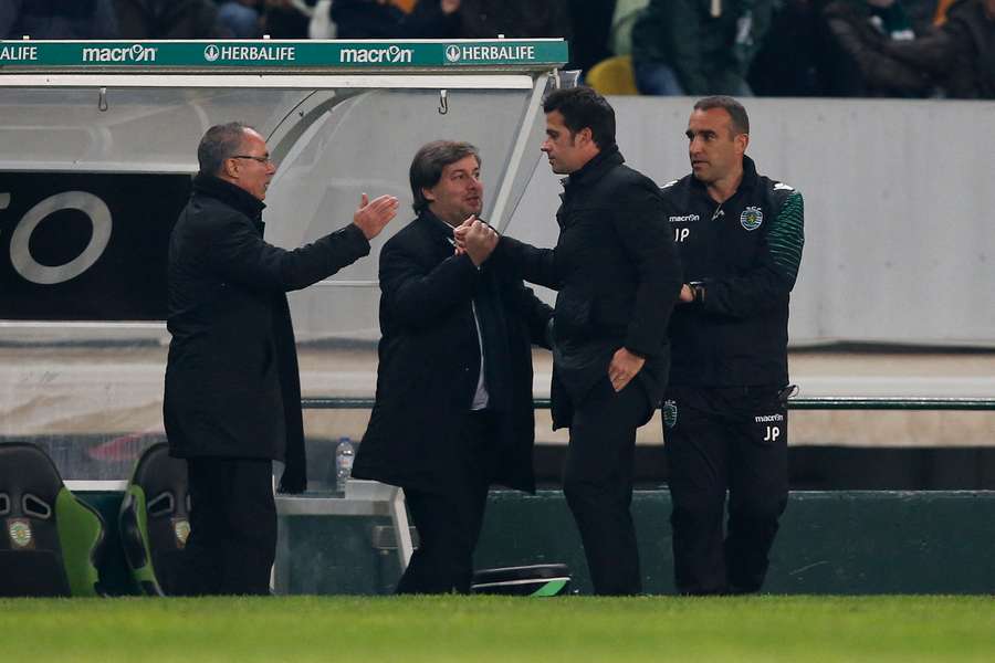 Marco Silva no Sporting ao lado de Bruno Carvalho, Augusto Inácio e João Pedro Sousa Marco Silva no Sporting ao lado de Bruno Carvalho, Augusto Inácio e João Pedro Sousa