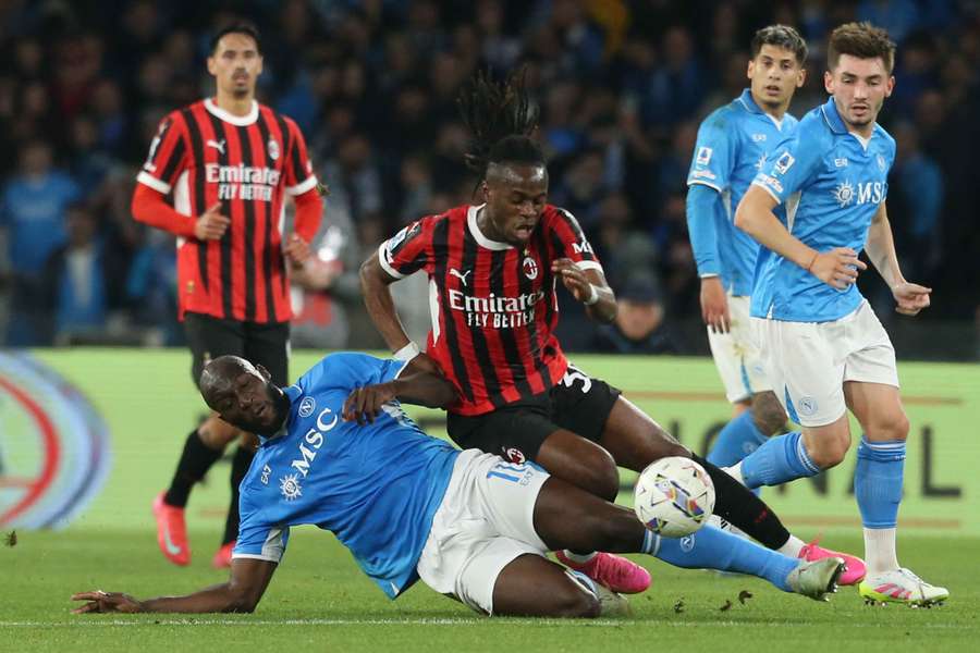 Lukaku in scivolata su Bondo