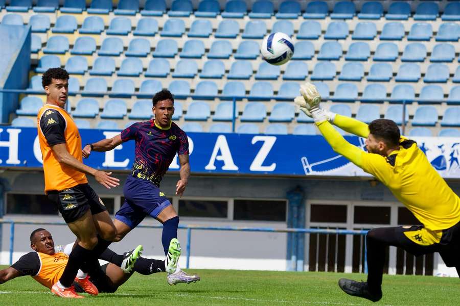 Chaves venceu o Nacional por 2-0 em Freamunde