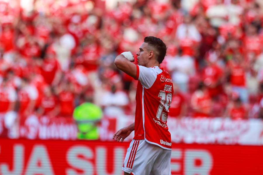 Borré chegou ao seu nono gol com a camisa do Internacional