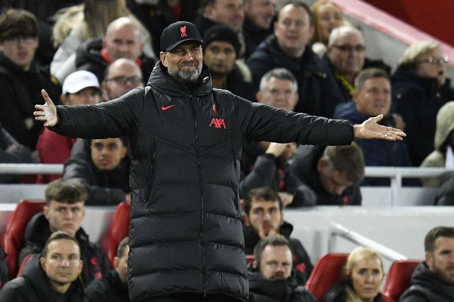 Klopp saiu em defesa do lateral-direito e considera justa a chamada por parte de Gareth Southgate