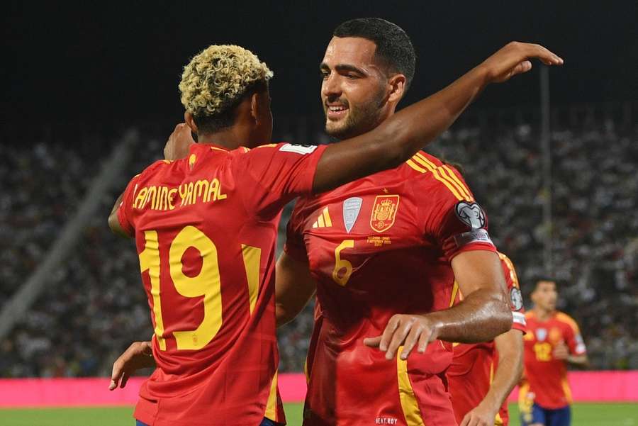 Lamine Yamal and Mikel Merino celebrate the latter's goal