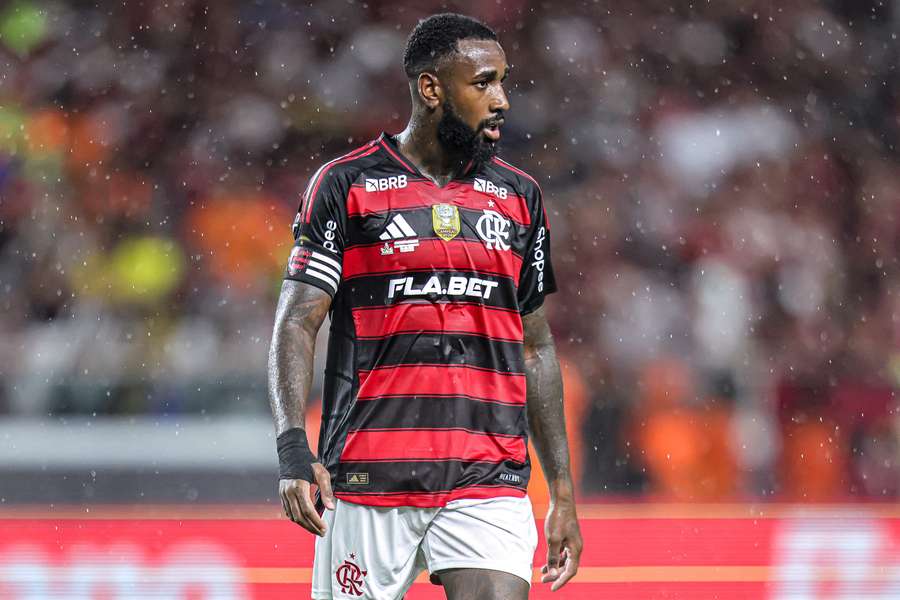 Fluminense e Flamengo se enfrentam no Maracanã, às 16h30