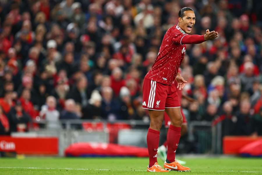 Virgil Van Dijk z Liverpoolu podczas meczu z Chelsea