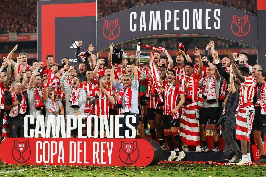Athletic Bilbao ist Pokalsieger in Spanien.