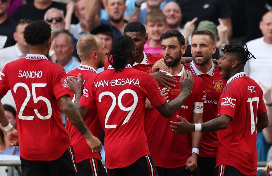O Man Utd comemora o gol de empate contra o Man City