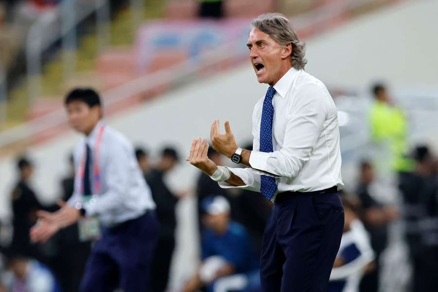 Mancini prepared to step in at Juventus as firefighter