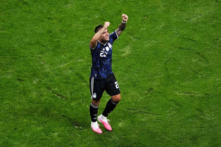 Lautaro Martínez Lautaro Martínez