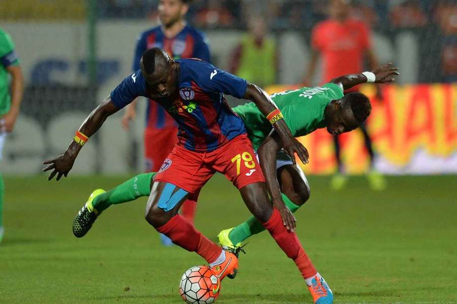 Ousmane N'Doye, în timpul partidei ASA Târgu Mureș - Saint-Etienne, din turul 3 preliminar Europa League, manșa tur, anul 2015 (scor 2-1 pentru ASA)