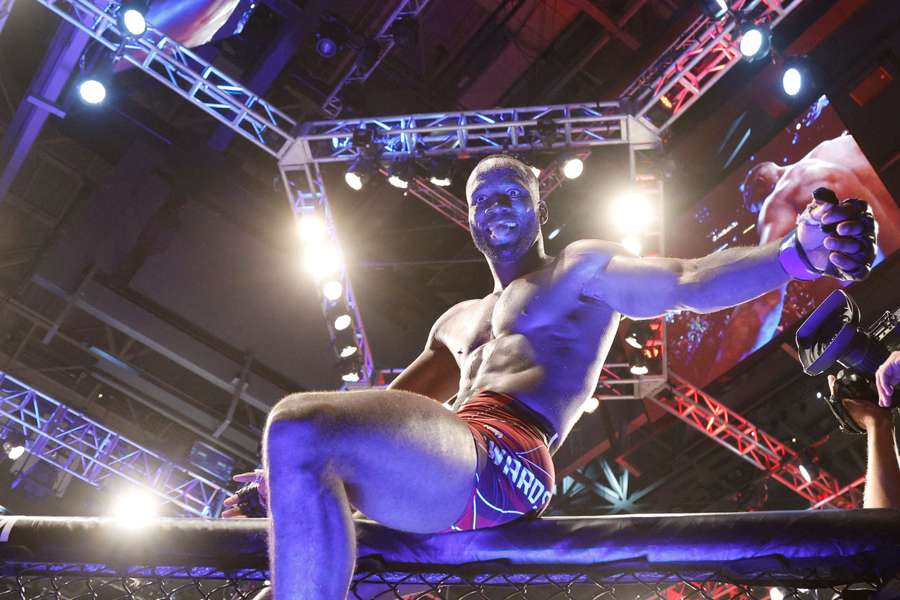 'Rocky' Edwards finally gets UFC gold with Hollywood KO