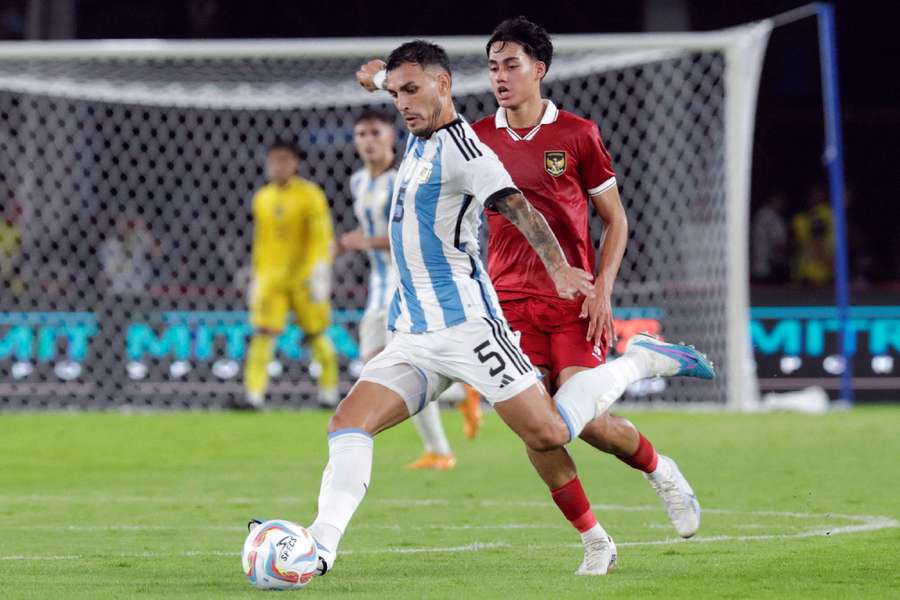 Paredes foi campeão da Copa com a Argentina