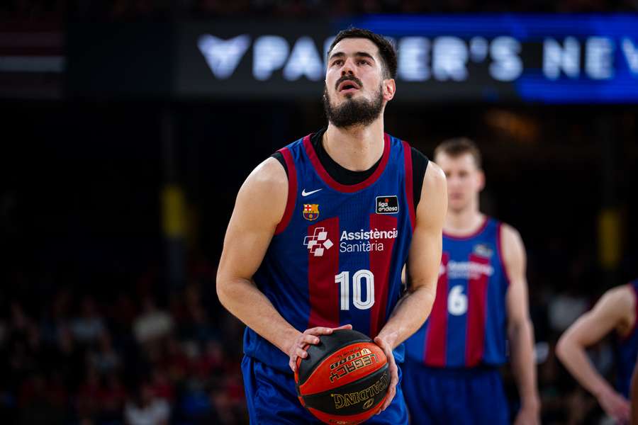 Nikola Kalinic jugó en el Barcelona