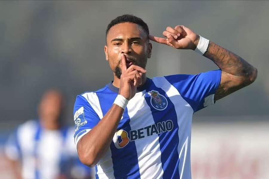 Wendel bisou para o FC Porto