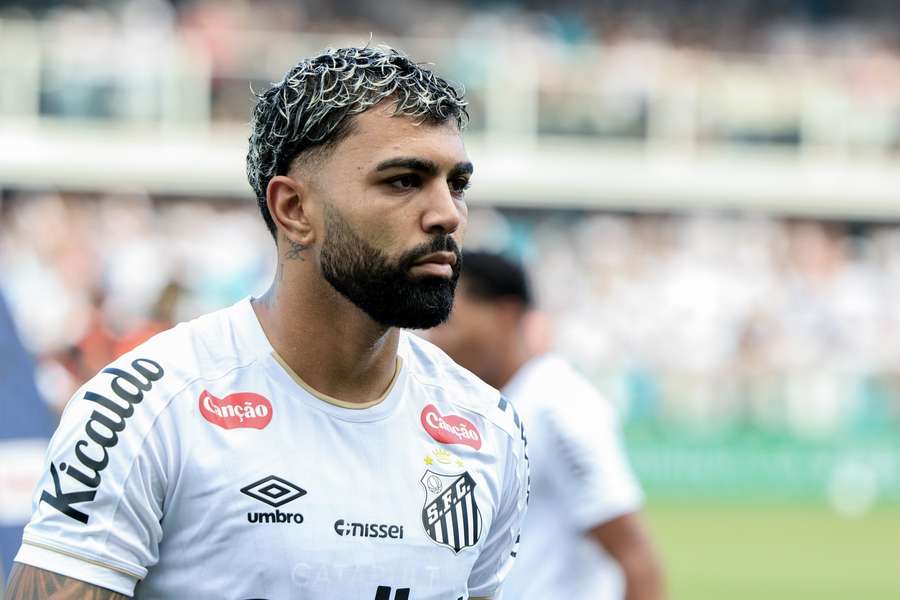 Gabigol vem de três gols em dois jogos
