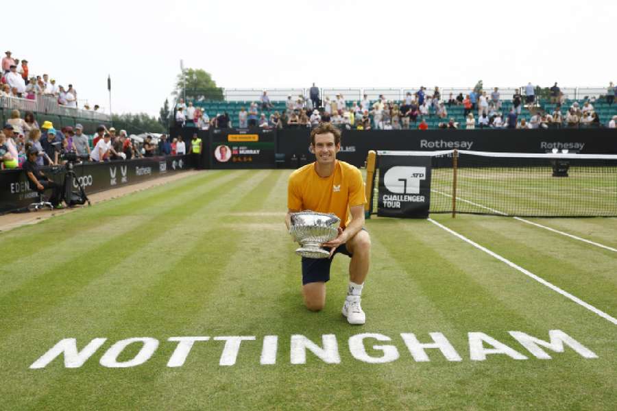 Murray poses with the trophy