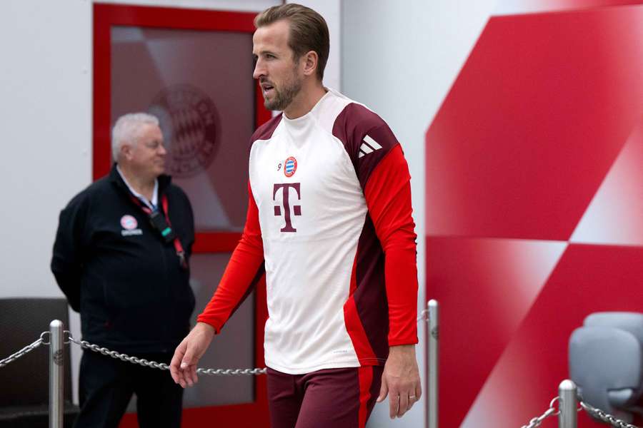 Kane vuelve a entrenarse con el Bayern