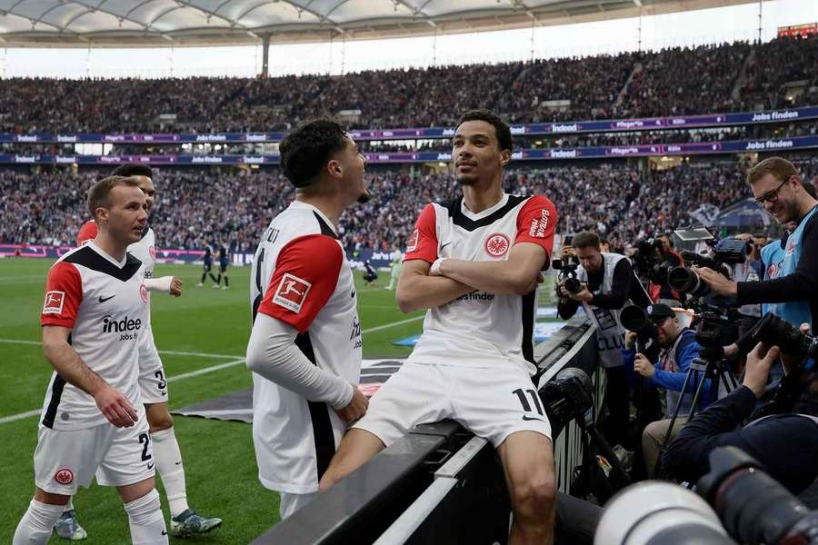 El Eintracht se impone al Heidenheim en casa.