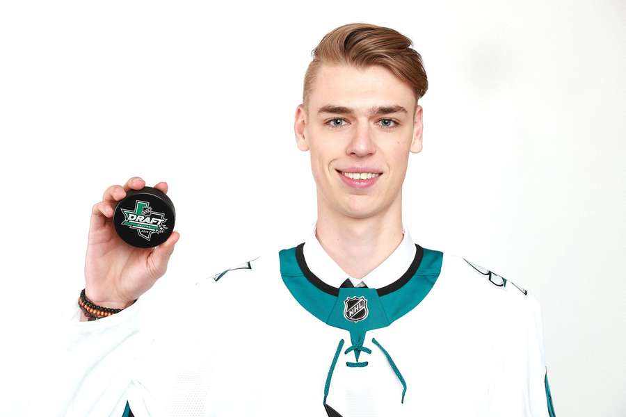 Archívna fotografia Émonda z draftu NHL.