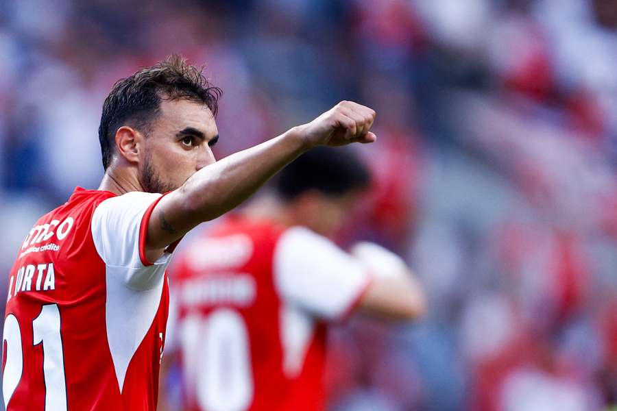 O "bis" de Ricardo Horta no anterior duelo com o Famalicão foi insuficiente para evitar a eliminação arsenalista da Taça da Liga O "bis" de Ricardo Horta no anterior duelo com o Famalicão foi insuficiente para evitar a eliminação arsenalista da Taça da Liga