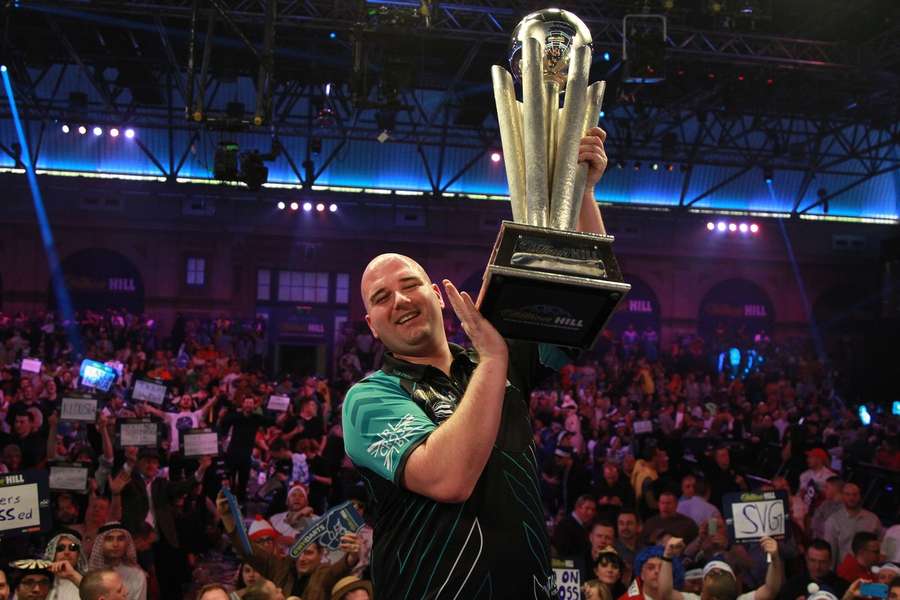 Rob Cross schockte mit seinem Titelgewinn die Darts-Welt.