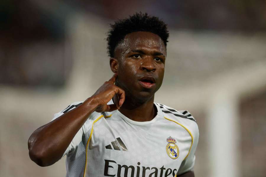 Real Madrid quer adiar a festa do rival