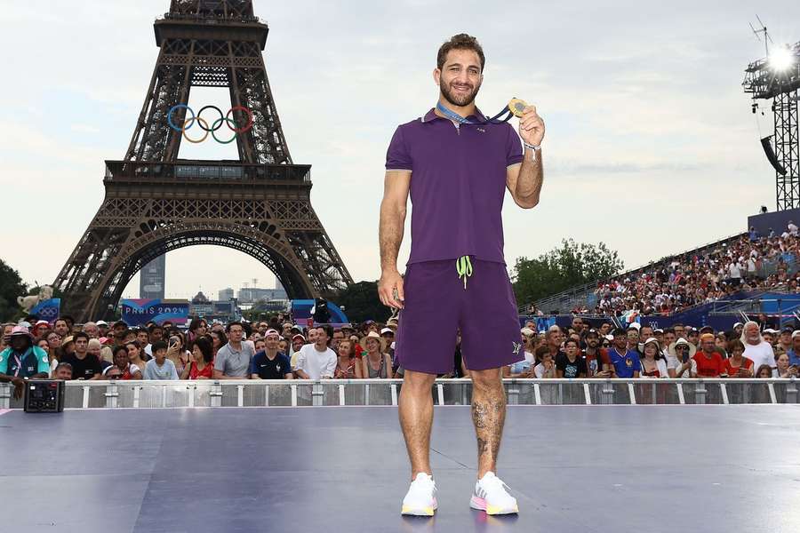 Hidayat Heydarov conquistou ouro em Paris