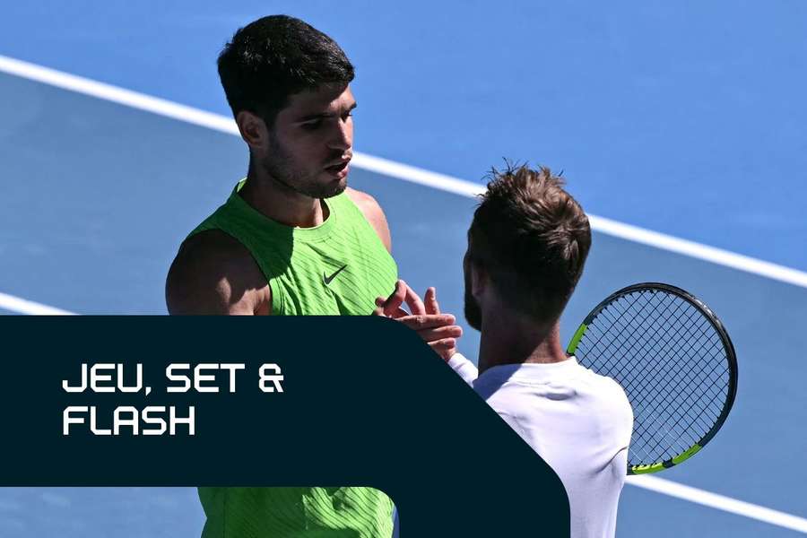 Alcaraz félicitant Moutet ce vendredi. Alcaraz félicitant Moutet ce vendredi.