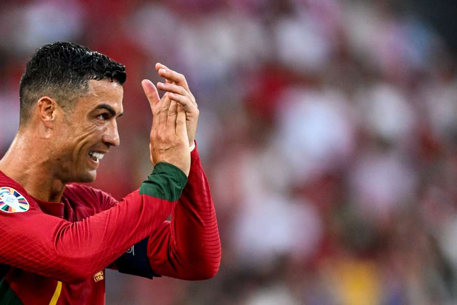 Cristiano Ronaldo alcanza las 200 internacionalidades con Islandia