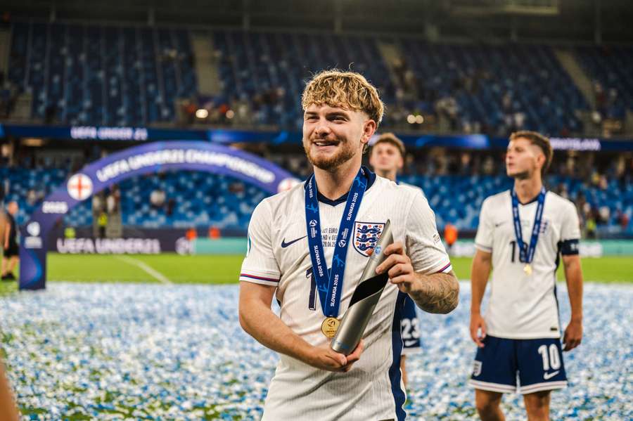 Najlepší hráčom slovenského Eura U21 je Elliott.