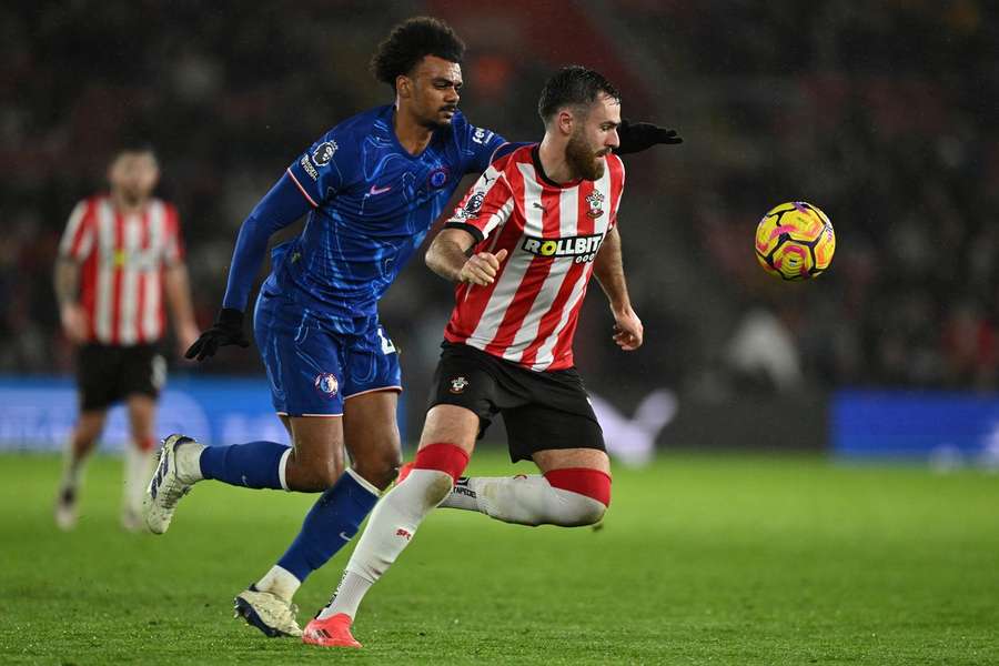 Renato Veiga continua com mercado