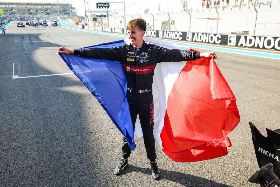 Pourchaire celebrates F2 Championship 