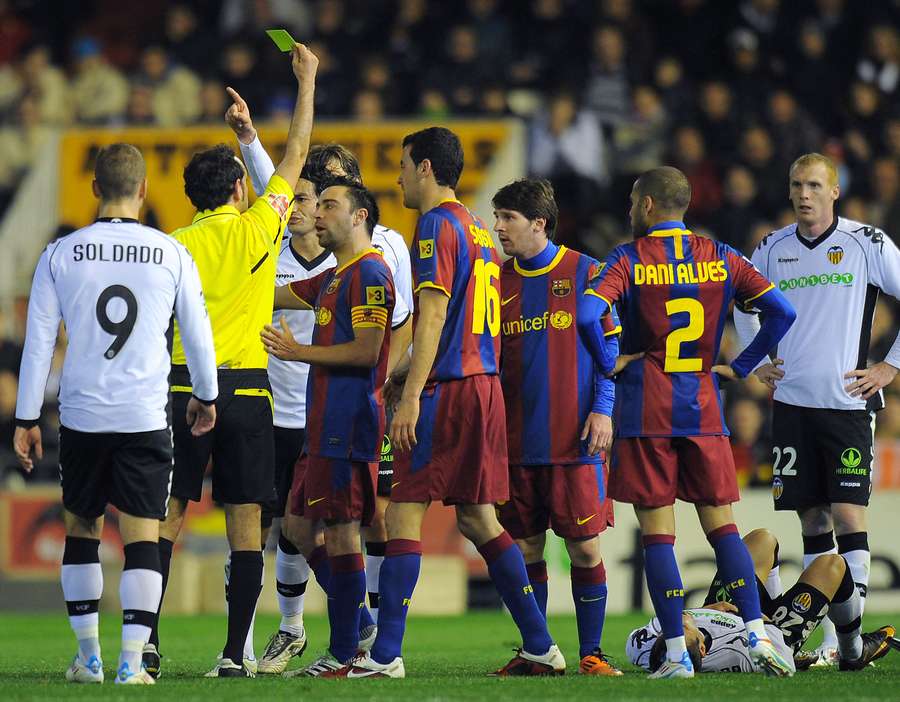 Iturralde González en un Valencia-Barça