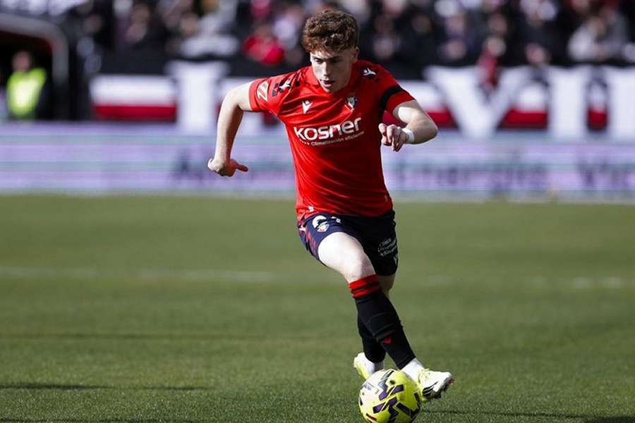 Real Madrid make Barcelona hopes for Osasuna winger Munoz near impossible Real Madrid make Barcelona hopes for Osasuna winger Munoz near impossible