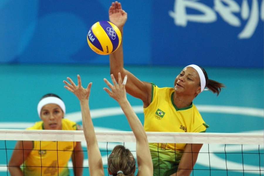 Walewska foi campeã olímpica com o Brasil em 2008