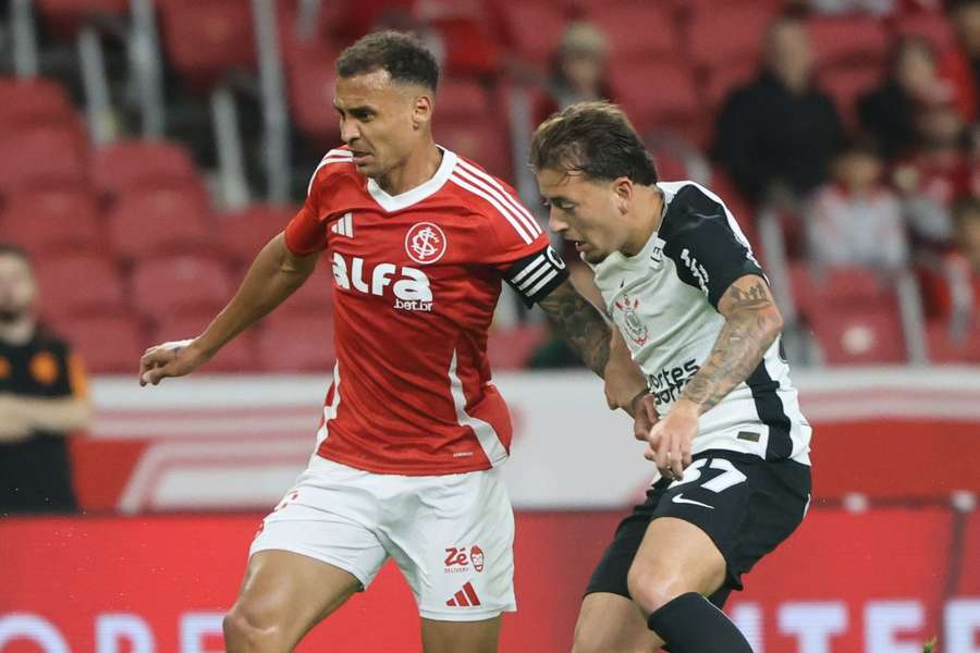 Inter e Corinthians empataram em Porto Alegre
