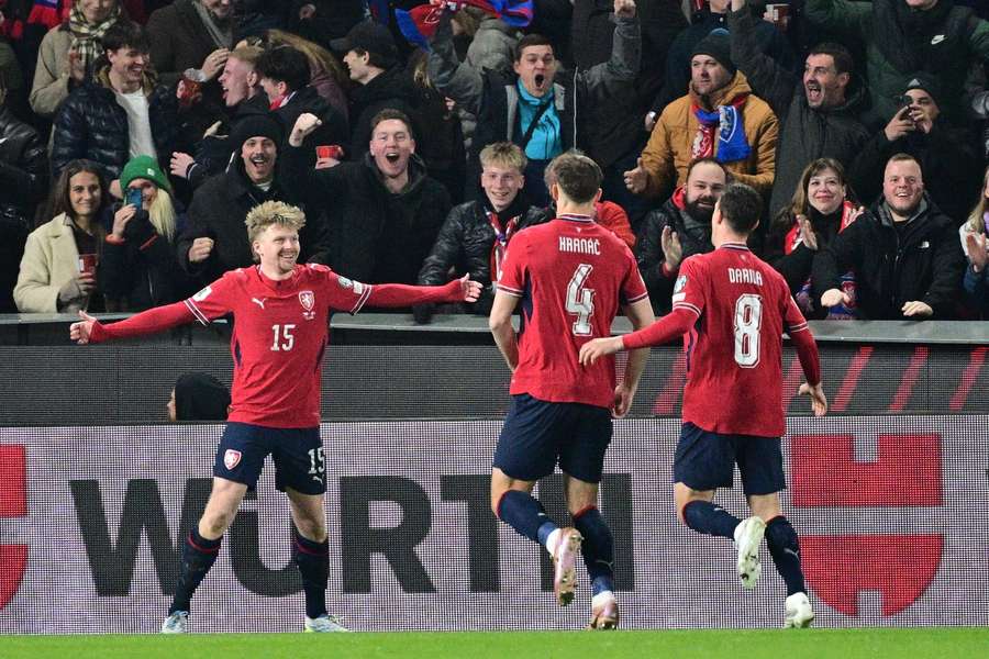 Sulc opens the scoring for Czech Republic